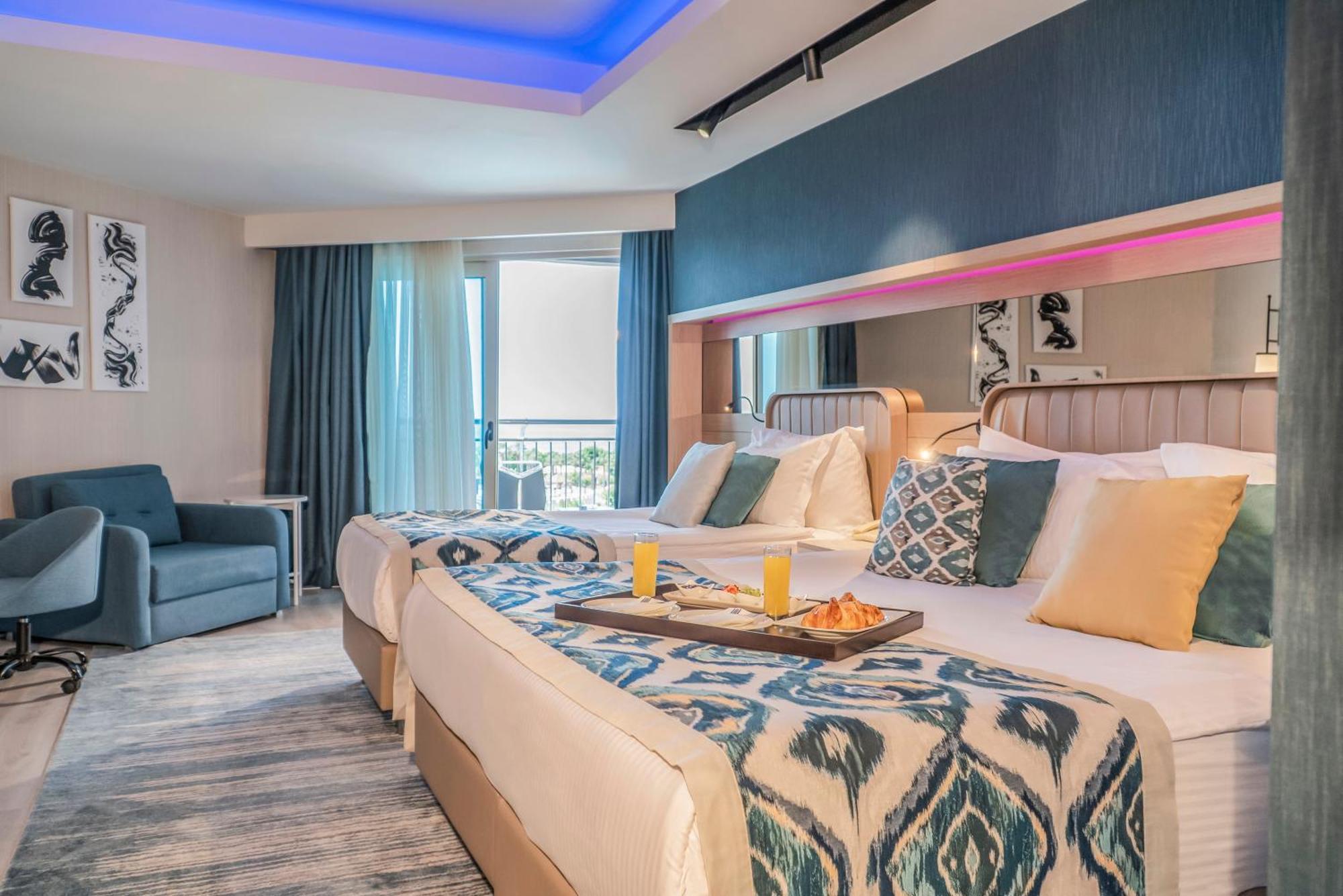 Royal Wings Hotel 5*