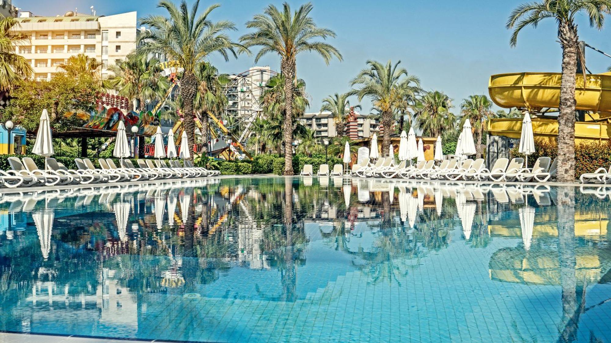 Otel Royal Wings Antalya